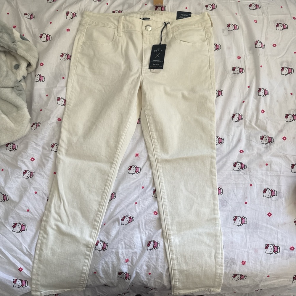 American Eagle Outfitters Women's Off-White Straight Leg Jeans